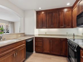 Undisclosed Address #ML82047092, San Mateo CA 94402