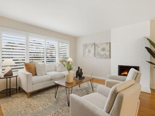 656 Forest Lake Drive, Pacifica CA 94044