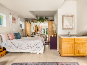 515 Chestnut Street, Santa Cruz CA 95060