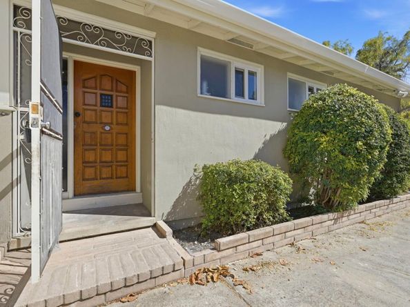 725 Santa Rita Street, Sunnyvale CA 94085