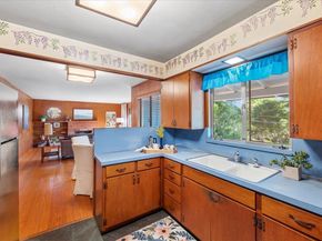 208 Canyon Drive, Portola Valley CA 94028
