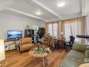 8117 Ney Avenue, Oakland CA 94605