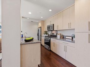 1065 Saginaw Terrace 203, Sunnyvale CA 94089