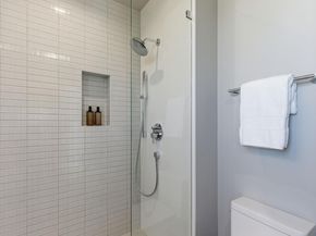 1433 Floribunda Avenue 8, Burlingame CA 94010