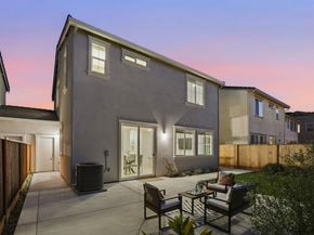 1619 Santiago Court, Gilroy CA 95020