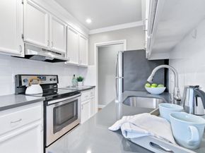 280 Easy Street 403, Mountain View CA 94043