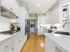 134 Cliff Swallow Court, Brisbane CA 94005