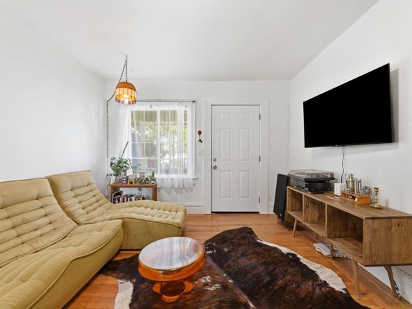 1000 81st Avenue, Oakland CA 94621