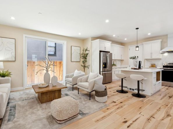 121 S Fremont Street, San Mateo CA 94401