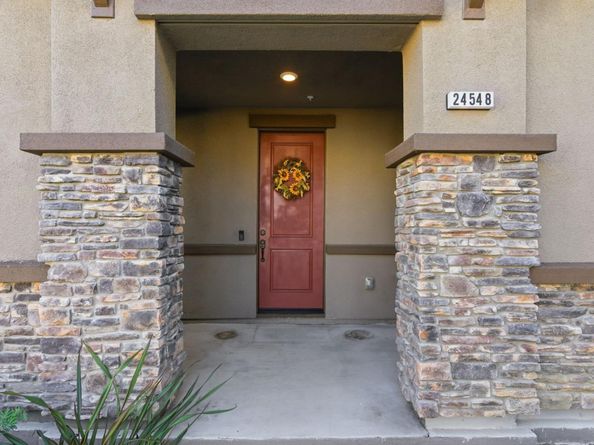 24548 Autumn Mist Way, Hayward CA 94544