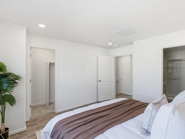 24548 Autumn Mist Way, Hayward CA 94544