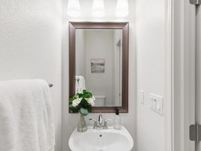 24548 Autumn Mist Way, Hayward CA 94544