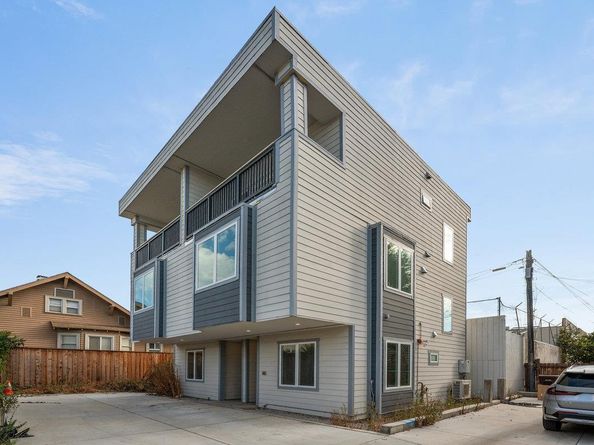 1432 8th Avenue, Oakland CA 94606