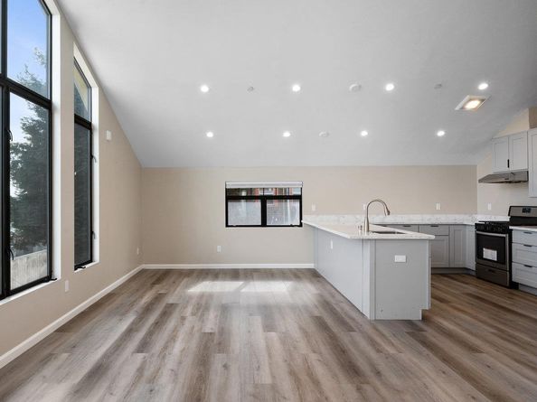 1432 8th Avenue, Oakland CA 94606