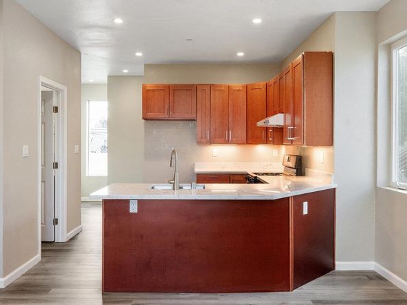 1432 8th Avenue, Oakland CA 94606