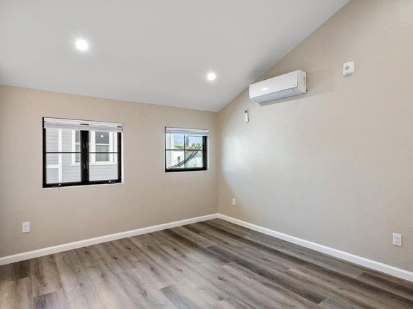 1432 8th Avenue, Oakland CA 94606