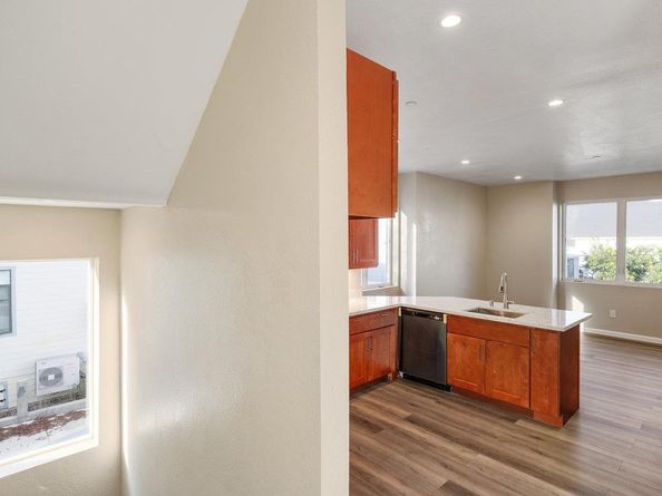 1432 8th Avenue, Oakland CA 94606