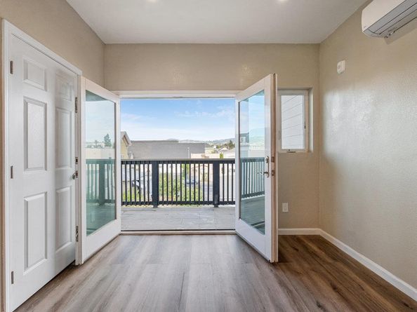 1432 8th Avenue, Oakland CA 94606