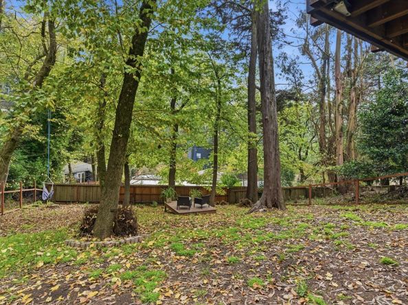 2343 Arrowhead Drive, Oakland CA 94611