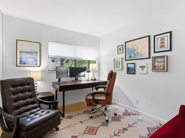 2343 Arrowhead Drive, Oakland CA 94611