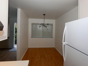 1124 Hollywood Avenue 3, Oakland CA 94602