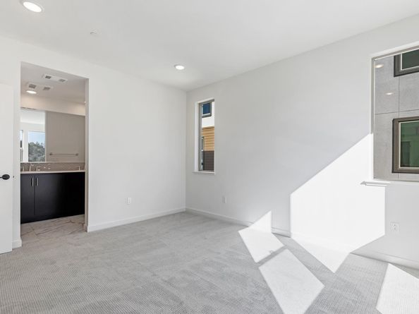 6710 Optimum Loop, San Jose CA 95119