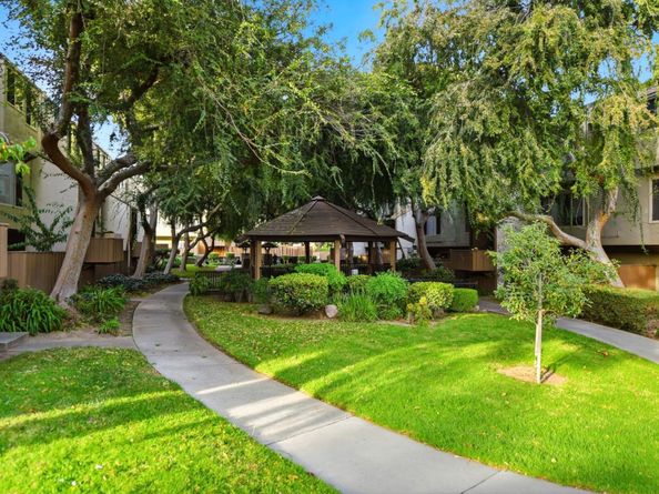 460 Auburn Way 5, San Jose CA 95129