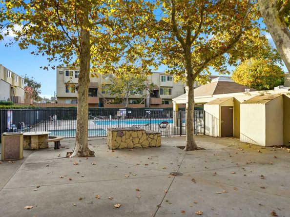 460 Auburn Way 5, San Jose CA 95129