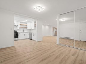 1033 Crestview Drive 207, Mountain View CA 94040