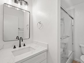 1033 Crestview Drive 207, Mountain View CA 94040