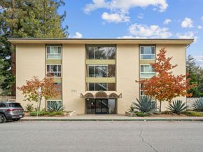 1033 Crestview Drive 207, Mountain View CA 94040