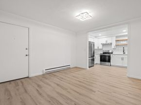 1033 Crestview Drive 207, Mountain View CA 94040