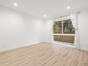 1033 Crestview Drive 207, Mountain View CA 94040