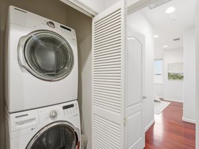 203 Peppermint Tree Terrace 8, Sunnyvale CA 94086