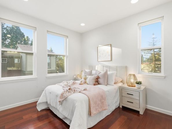 203 Peppermint Tree Terrace 8, Sunnyvale CA 94086