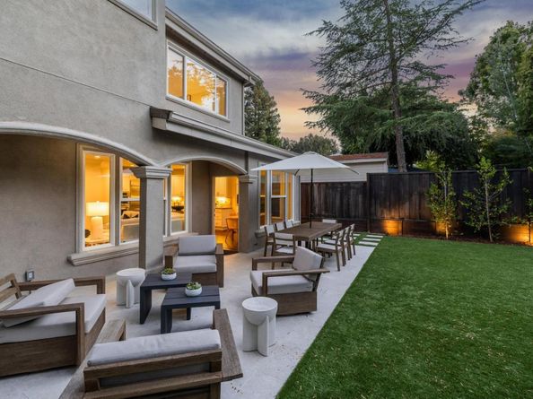 2138 Avy Avenue, Menlo Park CA 94025