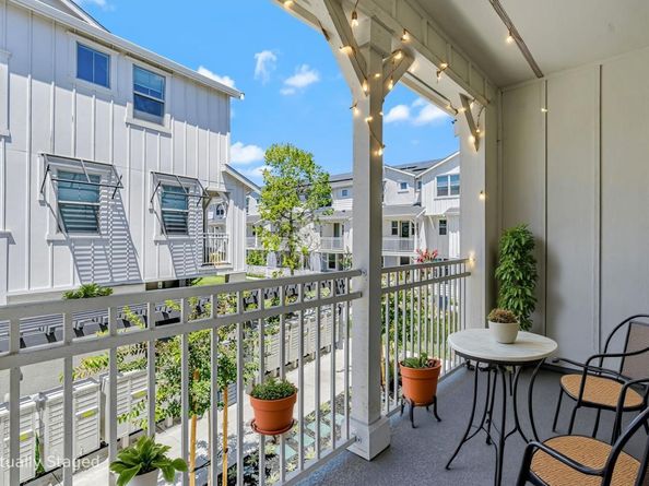 225 Oak Circle, Walnut Creek CA 94597