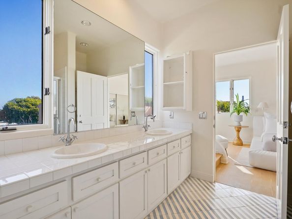 23349 Malibu Colony Road, Malibu CA 90265