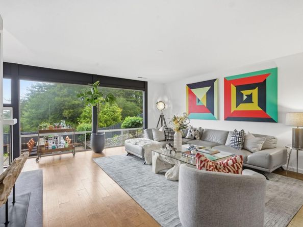 5870 Balmoral Drive, Oakland CA 94619