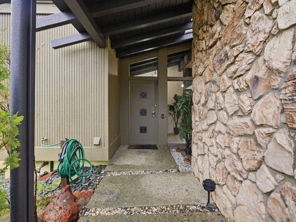 5870 Balmoral Drive, Oakland CA 94619