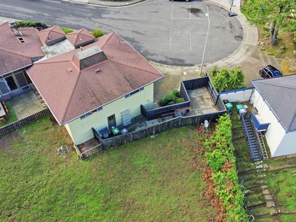 5870 Balmoral Drive, Oakland CA 94619