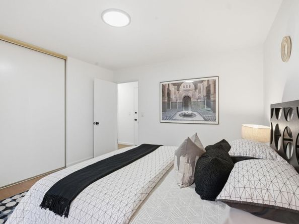 5870 Balmoral Drive, Oakland CA 94619