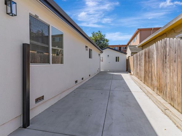 1372 Davis Street, San Jose CA 95126