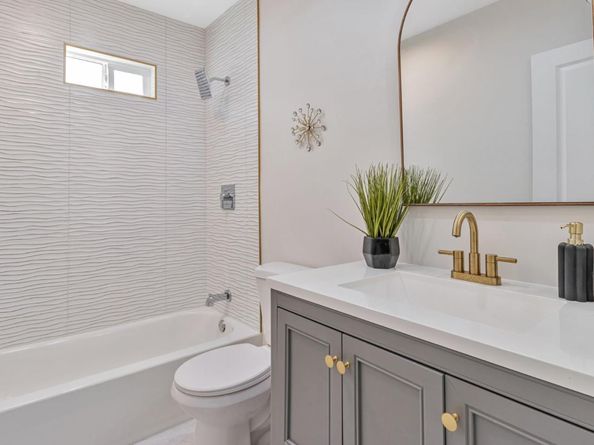 1372 Davis Street, San Jose CA 95126