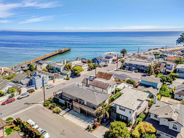 5080 Garnet Street, Capitola CA 95010