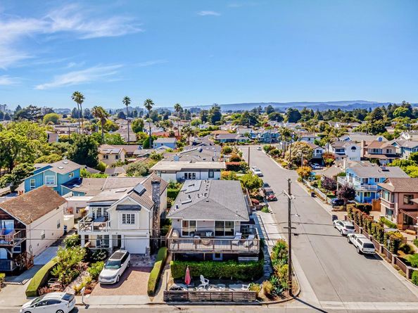 5080 Garnet Street, Capitola CA 95010