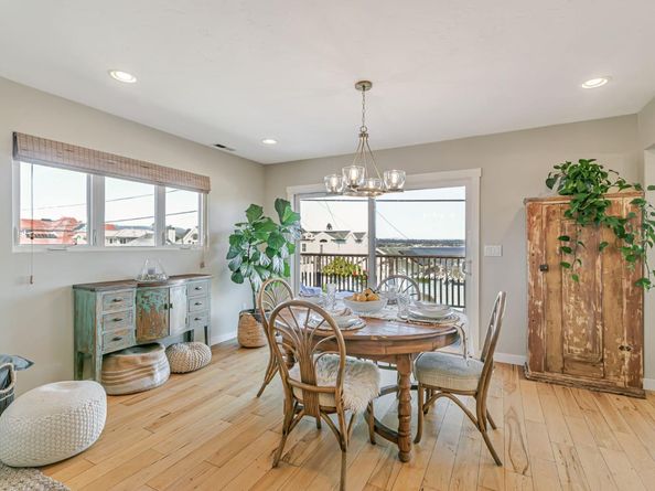 5080 Garnet Street, Capitola CA 95010