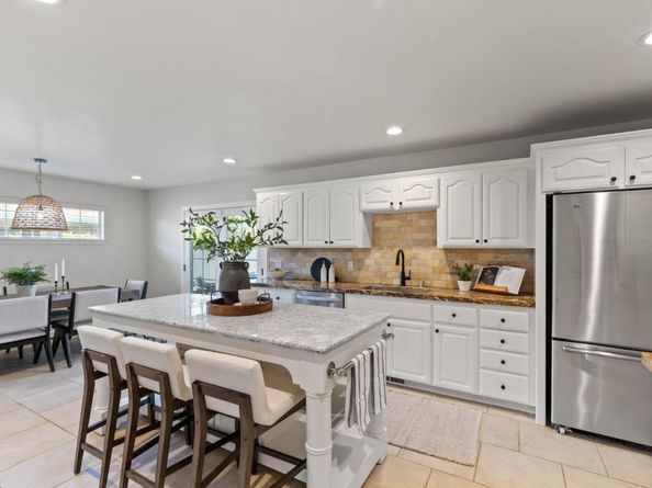 1125 Virginia Avenue, Redwood City CA 94061