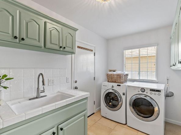 1125 Virginia Avenue, Redwood City CA 94061
