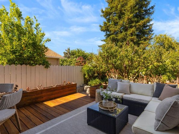 1125 Virginia Avenue, Redwood City CA 94061